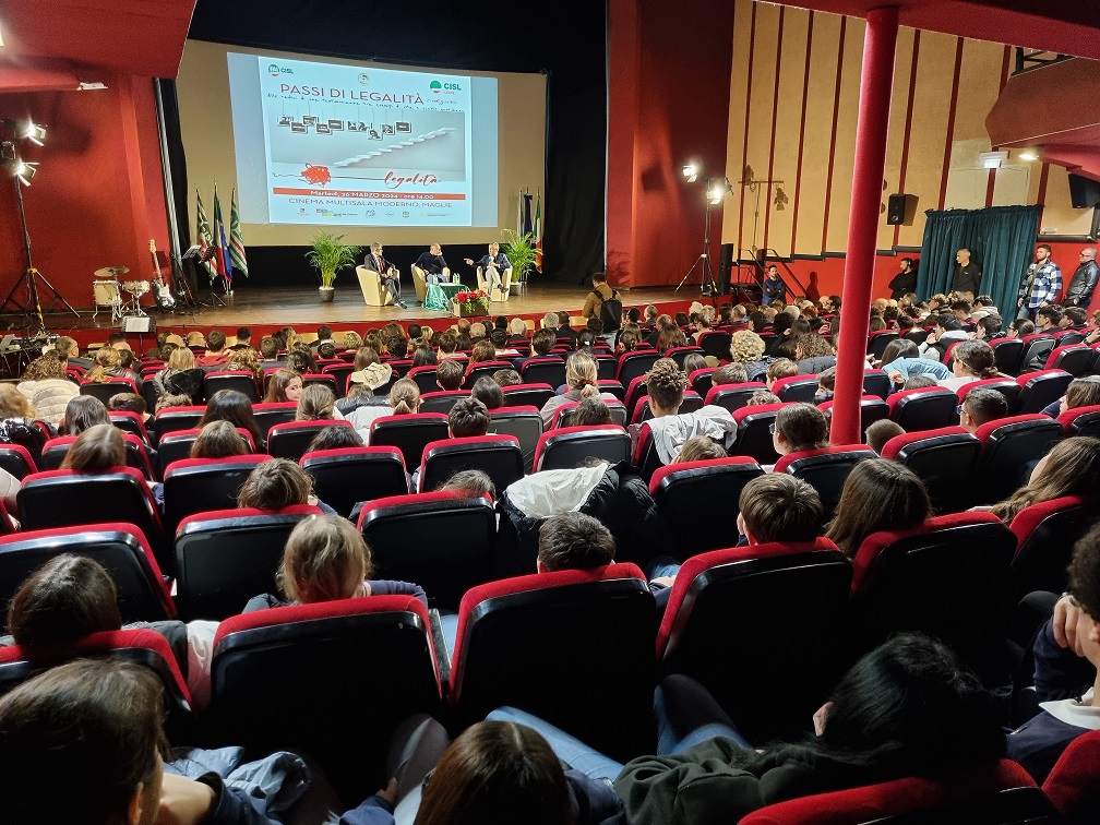 Rota e Gratteri dialogano con gli studenti