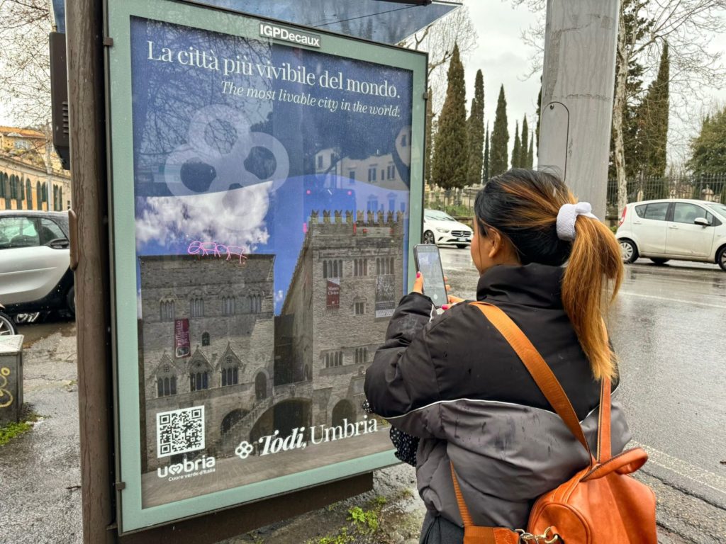 Todi, pubblicità